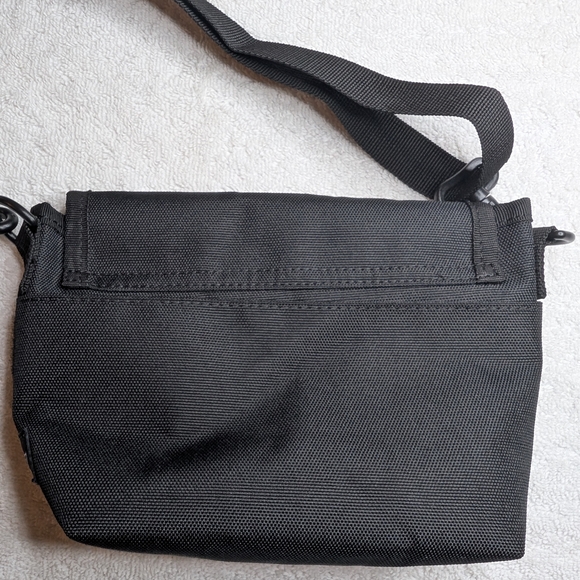 Dickies Black Crossbody Bag NWOT - Picture 2 of 8